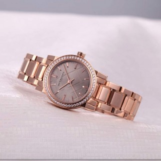 Burberry BU9225 Kadın Kol Saati Burberry BU9225 Kadın Kol Saati