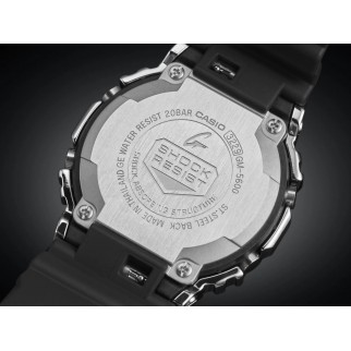 Casio G-Shock GM-5600-1DR Erkek Kol Saati Casio G-Shock GM-5600-1DR Erkek Kol Saati