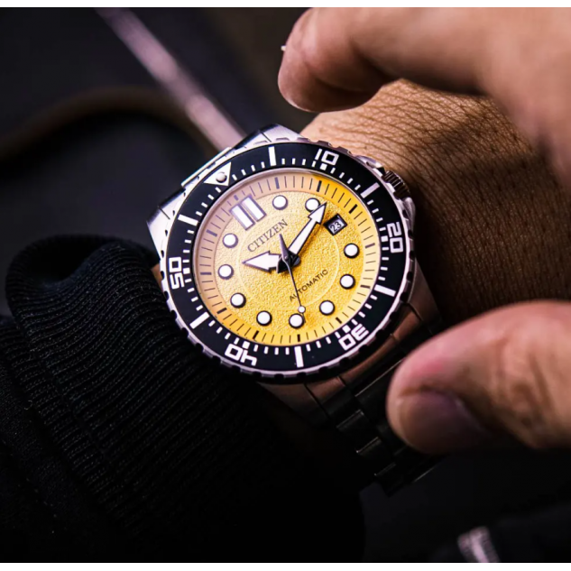 Citizen NJ0171-83Z Erkek Kol Saati