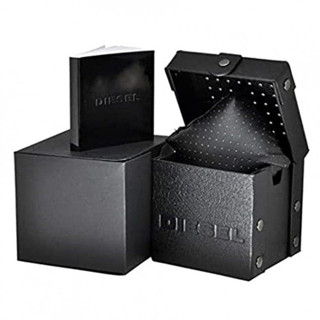 Diesel DZ4684 Erkek Kol Saati