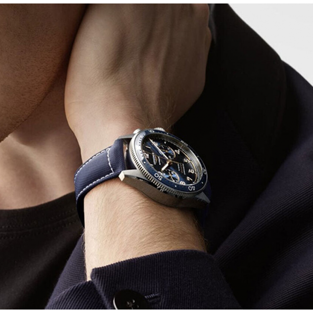 Longines Conquest L38354912 Kol Saati