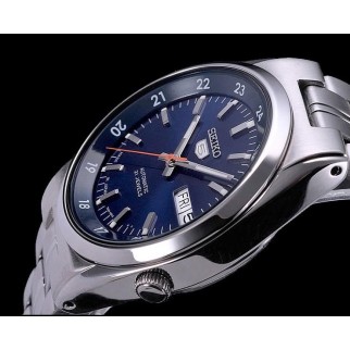 Seiko 5 SNK563J1 Erkek Kol Saati Seiko 5 SNK563J1 Erkek Kol Saati