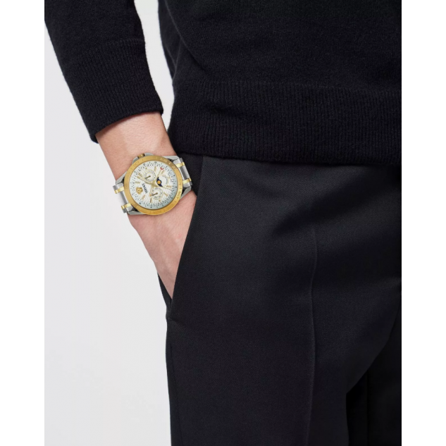 Versace VRSCVE0K00225 Erkek Kol Saati