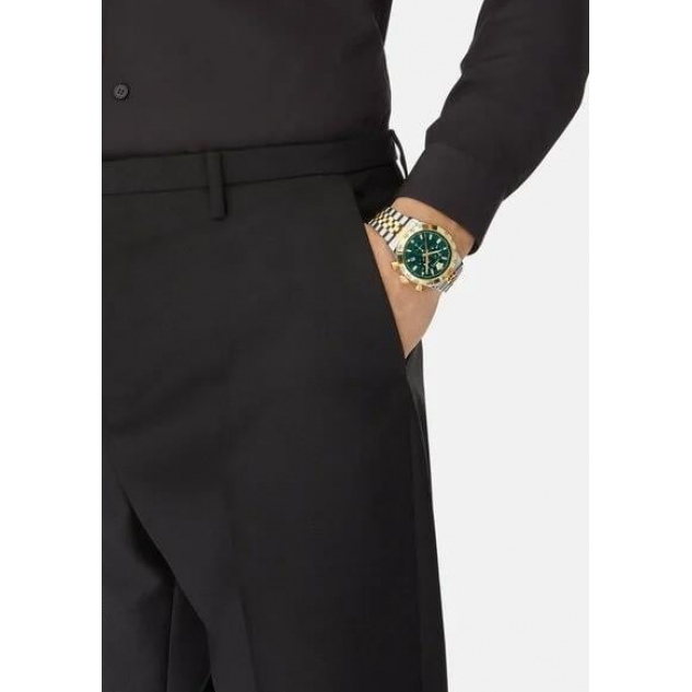 Versace VRSCVE2U00522 Erkek Kol Saati VE2U00522 Versace VRSCVE2U00522 Erkek Kol Saati VE2U00522